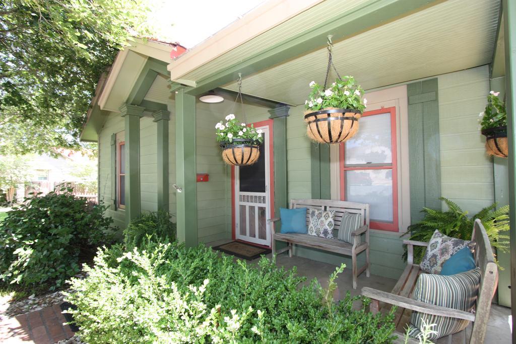 Agape Front Cottage Fredericksburg Esterno foto