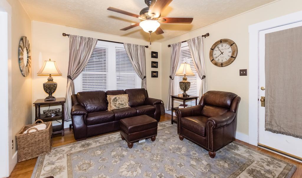 Agape Front Cottage Fredericksburg Esterno foto