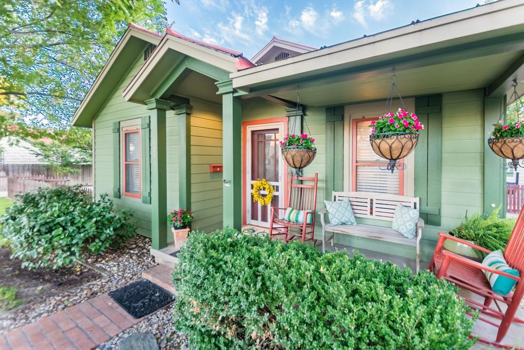 Agape Front Cottage Fredericksburg Esterno foto